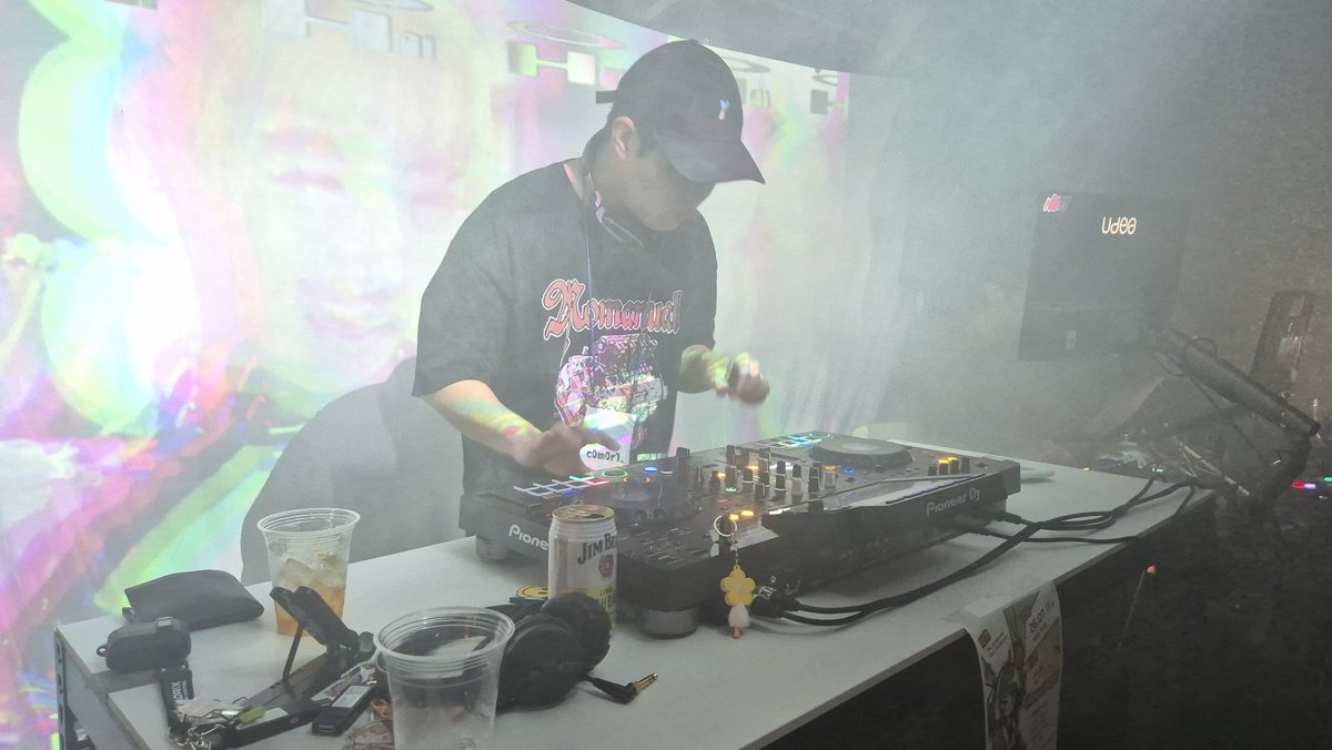 REMIX_BOOTLEG's tweet photo. #SARP
4th DJ c0m0r1.🎵
@DC0m0r1 https://t.co/ycR6xqMqeU