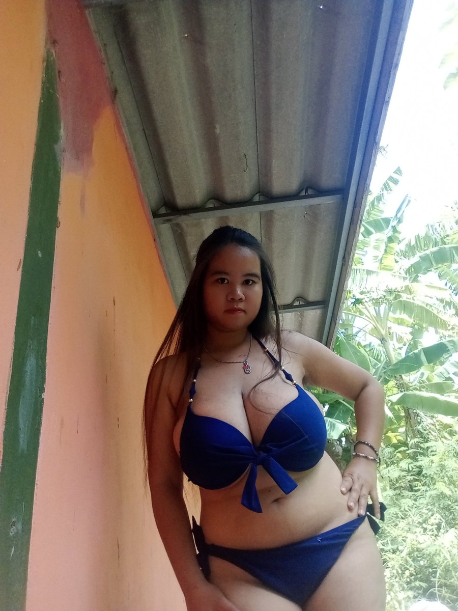sucitraphr54573's tweet photo. I just bought a new bikini! 😸💙✨ https://t.co/1ycrxqMAMi