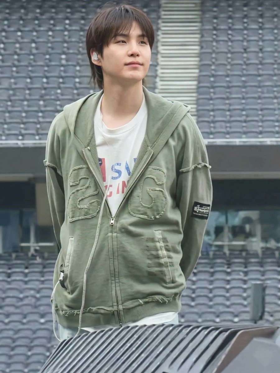 윤기SUGA(𝗣𝗔𝗥𝗢𝗗𝗬) tweet media