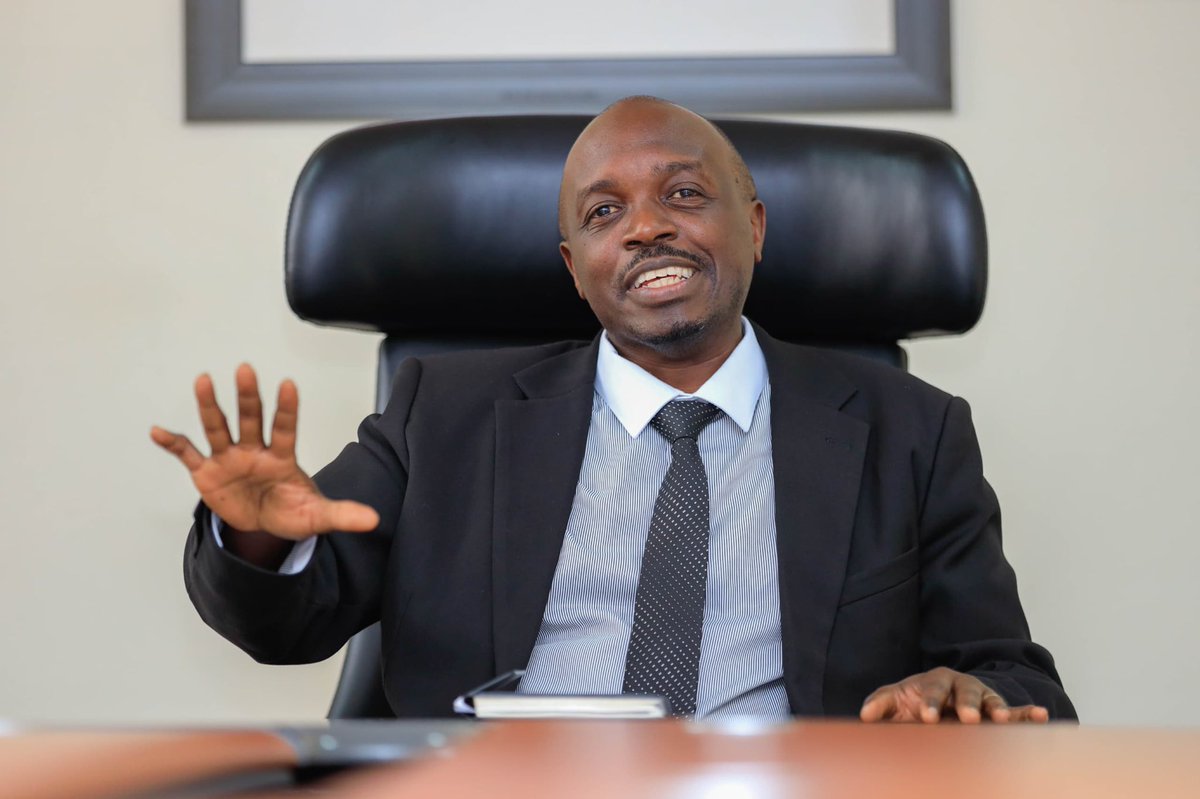 Sammy_Travels's tweet photo. A productive dialogue at the Uganda High Commission in Kigali, focusing on bridging the travel experiences between Rwanda and Uganda. Together, we are showcasing the very best of East Africa to the world.  #ExploreUganda #CrossBorderTravel 
📸@ManuelMawejje https://t.co/Syvo4z8i3p