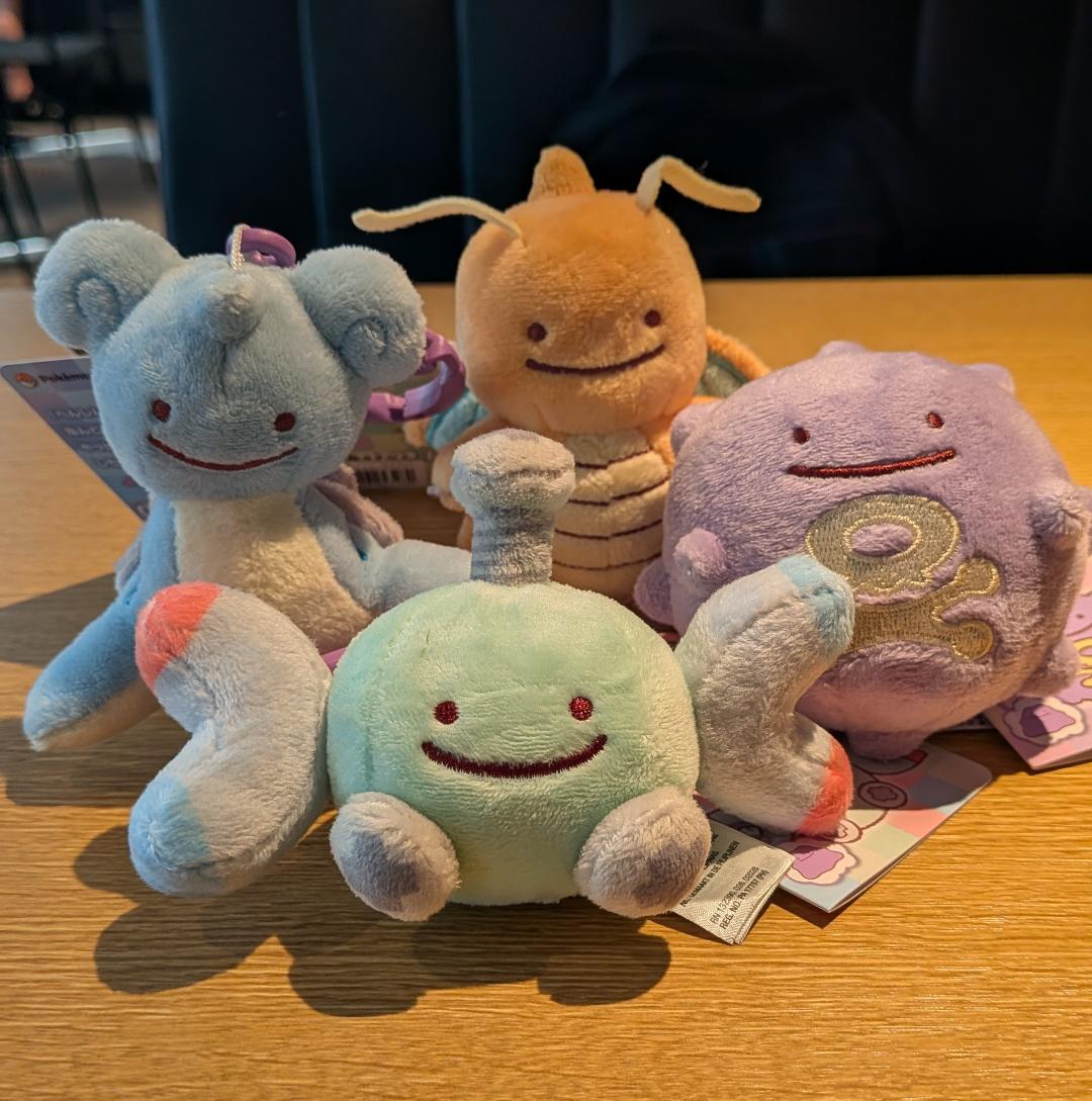 へんしん！メタモン ウィロー博士の助手 まとめ売り ポケセン横浜でへんしんメタモンをお迎え！どのへんしんも可愛すぎて