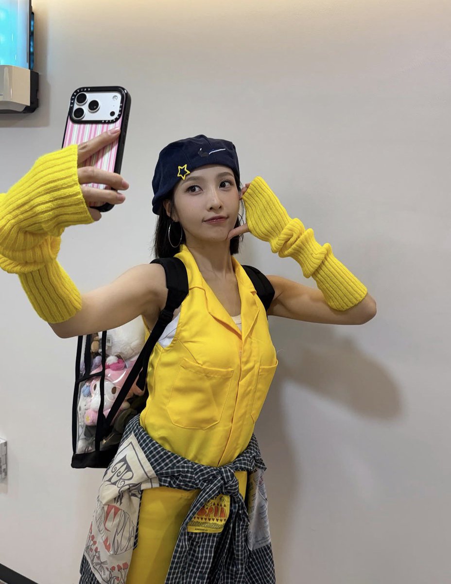 p2eeechluv's tweet photo. 별명이 병아리다운 사람답게 졸귀력 미쳤음 https://t.co/xUG0EUJb51