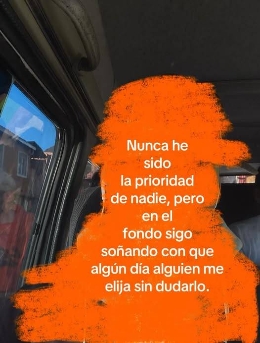 ojoscol0rsol's tweet photo. https://t.co/LY3CNQ1svg