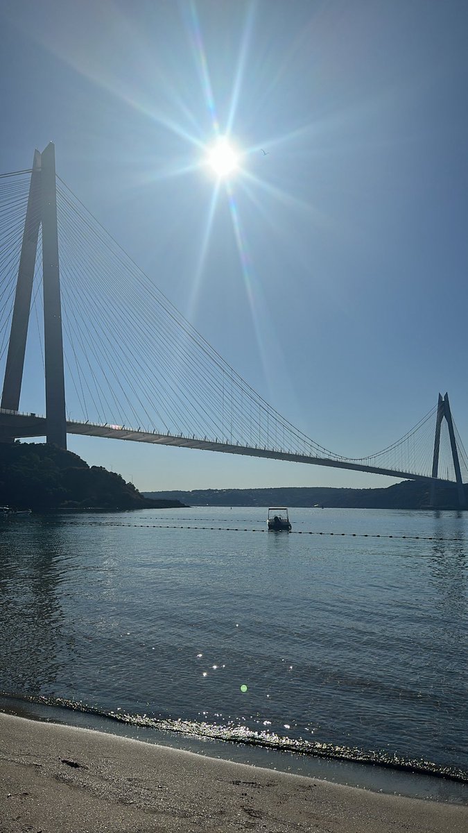 kbraerin5's tweet photo. Büyük liman🐚☀️✨ https://t.co/MTjDM5BxXx