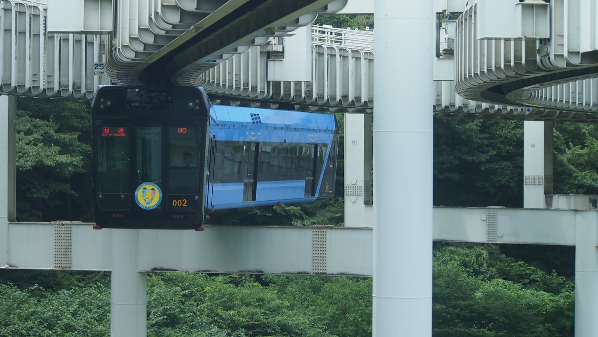 Sakura_EF65's tweet photo. 2026.07.11
1-2:
回送 90 送込回送 0形 第21編成
3:
運用90 貸切  0形 第21編成
4:
回送 90 返却回送 0形 第21編成

千葉都市モノ×山万ユーカリが丘線2社コラボツアー開催に伴う貸切モノレール送込回送〜本運転〜返却回送
4回目の撮影
同業の皆様お疲れ様でした
#千葉都市モノレール
#千葉モノを愛でる https://t.co/6LTlUYTLGT