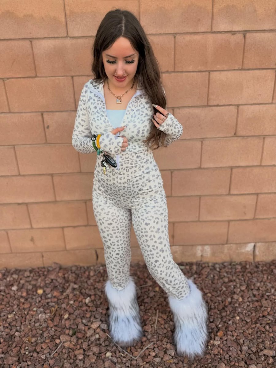lexxiJay38f's tweet photo. Prettiest 🤪🥰😍
Girly 🤑🤍 https://t.co/9yejiQTGYv