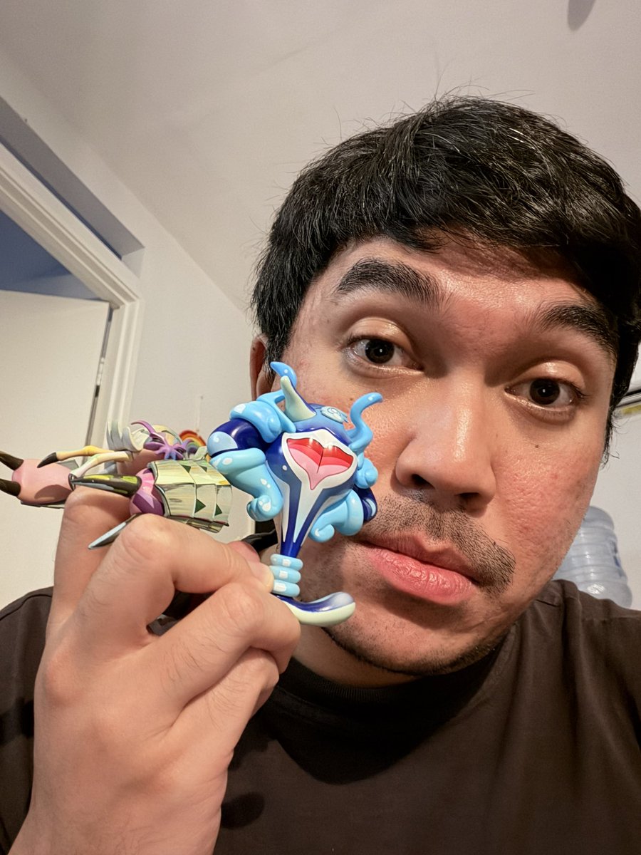 d3nryuu's tweet photo. Worth the wait, still couldn’t believe I got Palafin 😍 https://t.co/7JAnA7ucsx