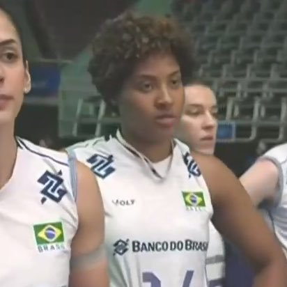 cherrybombshine's tweet photo. o povo mais tarde quando acordar e ver o resultado desse jogo 
#VoleiNoSporTV https://t.co/G4zM0kJool