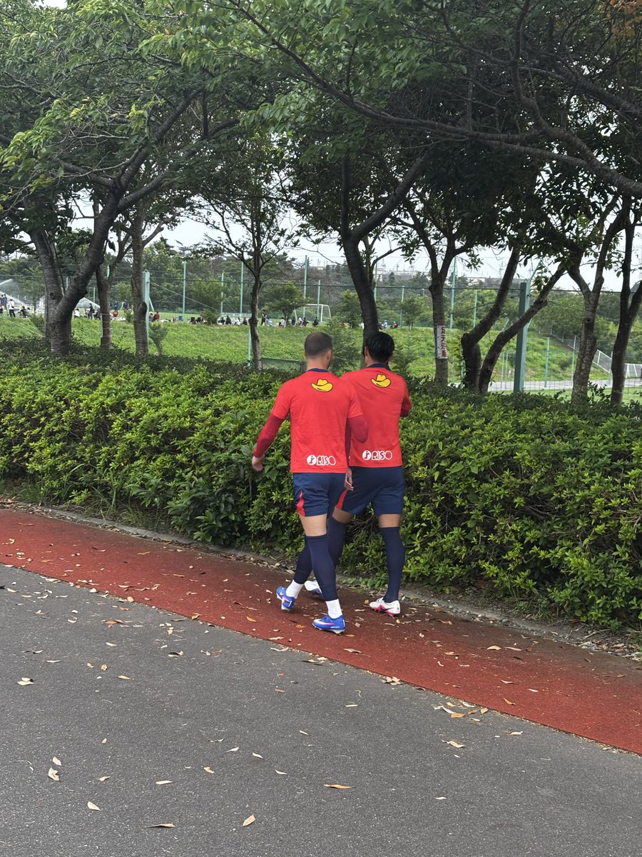 mhtk908's tweet photo. 鹿島キャンプ急遽見にきたよ！
植田直通もゆーまもレオセアラも間近で見れて感激！ https://t.co/uoOGzDP9ch