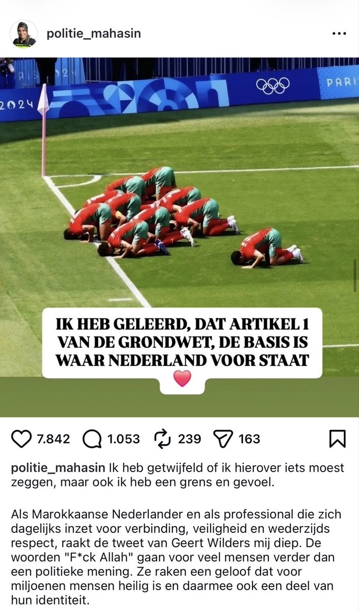 MeriTyping's tweet photo. Deze agente draagt weliswaar een Nederlands uniform, maar dat maakt haar nog allesbehalve Nederlands. Haar Instagram staat bol van filmpjes in het Marokkaans en verwijzingen naar Marokko en de islam. Er is zelfs een heuse Marokkaanse filmploeg op bezoek geweest op het politiebureau.

Dit is om zoveel redenen onacceptabel. Maakt werkelijk niemand zich druk om de veiligheid en het risico op informatielekken? Het zou niet de eerste keer zijn dat zoiets gebeurt waarbij een Marokkaanse agent betrokken is.