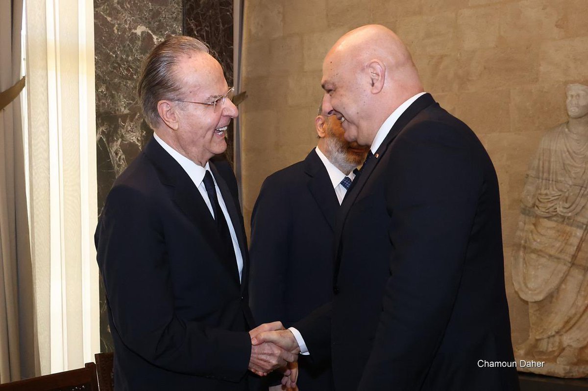 GeorgesAdwan's tweet photo. معاً لاستعادة السيادة الوطنية على كامل مساحة 10,452 كلم مربع.

وبسط سلطة الدولة وحدها، وترسيخ قرارها الحر على كامل التراب الوطني.

"لبنان أولاً" https://t.co/jsllg6t61I