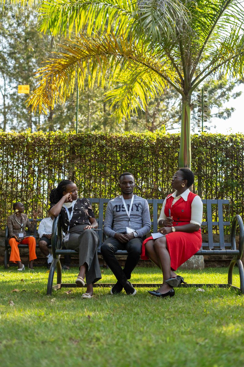 AgungaRodgers's tweet photo. This training and program is funded by the @EUinKenya , and run by @AspenAfrica in collaboration with @KCA_KENYA and Free Press Unlimited 

#SafiriFellowship #AspenInitiativeAfrica #Leadership #PurposeDrivenLeadership #KCA https://t.co/hWgvxodzFc
