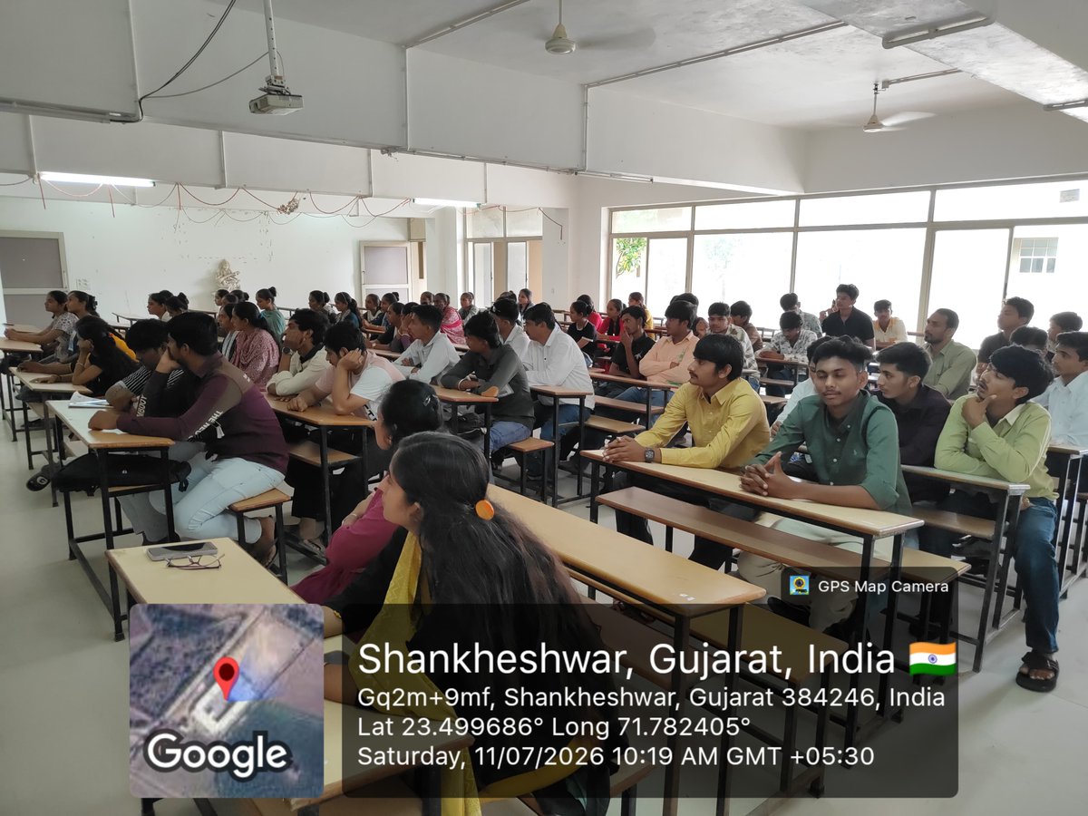 Dilipchaud73369's tweet photo. 🌍 #WorldPopulationDay  કાર્યક્રમ આજ રોજ જિલ્લા વિજ્ઞાન કેન્દ્ર પાટણ દ્વારા શેઠ.એન.એમ. શાહ આર્ટસ એન્ડ કોમર્સ કોલેજ શંખેશ્વર ખાતે યોજાયેલ @InfoGujcost @dstGujarat @arjunmodhwadia @Punam_Bhargava @pavitshah https://t.co/2DCItIA3e4