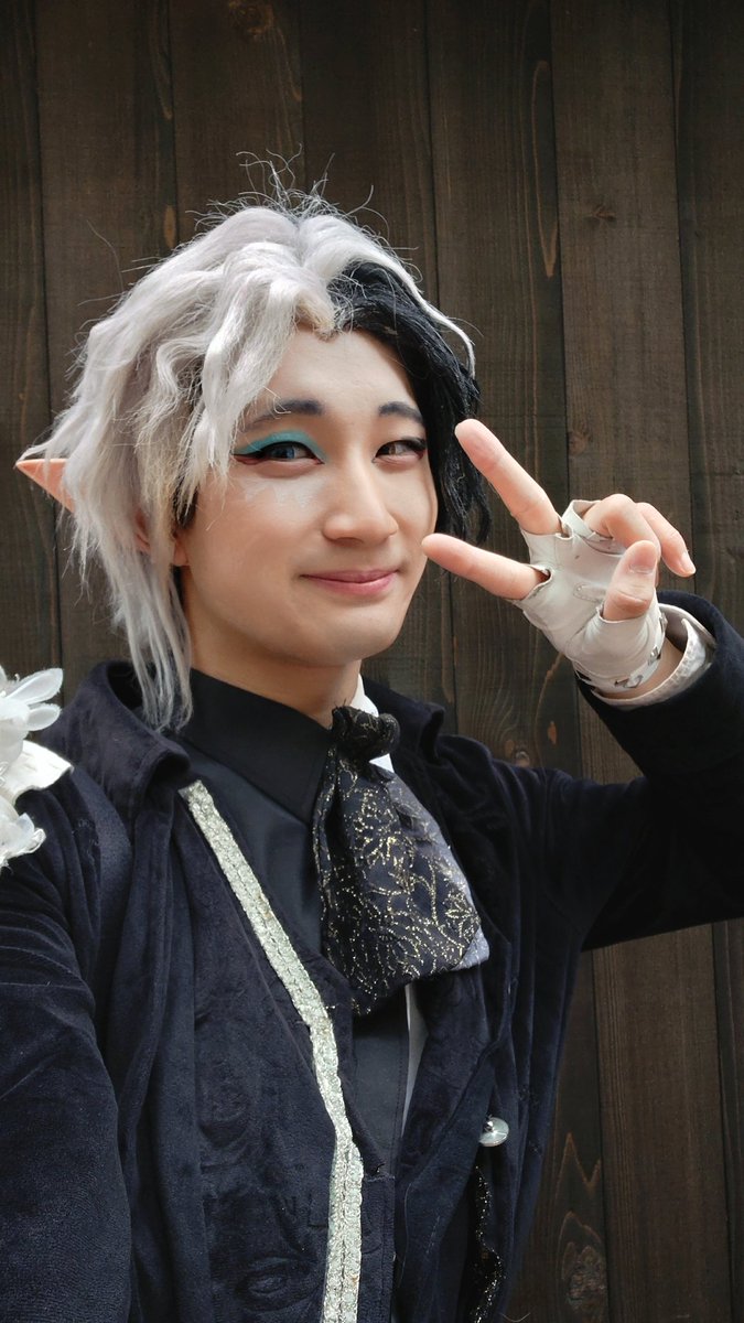 yoshunsuke's tweet photo. 休憩所開催決定!!
熱中症対策をしながら楽しい時間を過ごしませんか?
メイク直ししたり、我々と騒いだりと室内で自由に過ごせる施設となっております!!
是非お越しくださいませ✨
#ビビコス #さくコス
#ELEVENBASE
#金稼ぎのペテル
#金ペテ https://t.co/rxMEjj6cUT