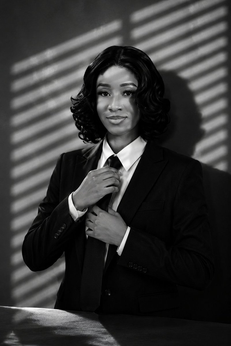 Victorola799's tweet photo. Unisex Cinematic black and white portrait !! https://t.co/9zrheh9e6W