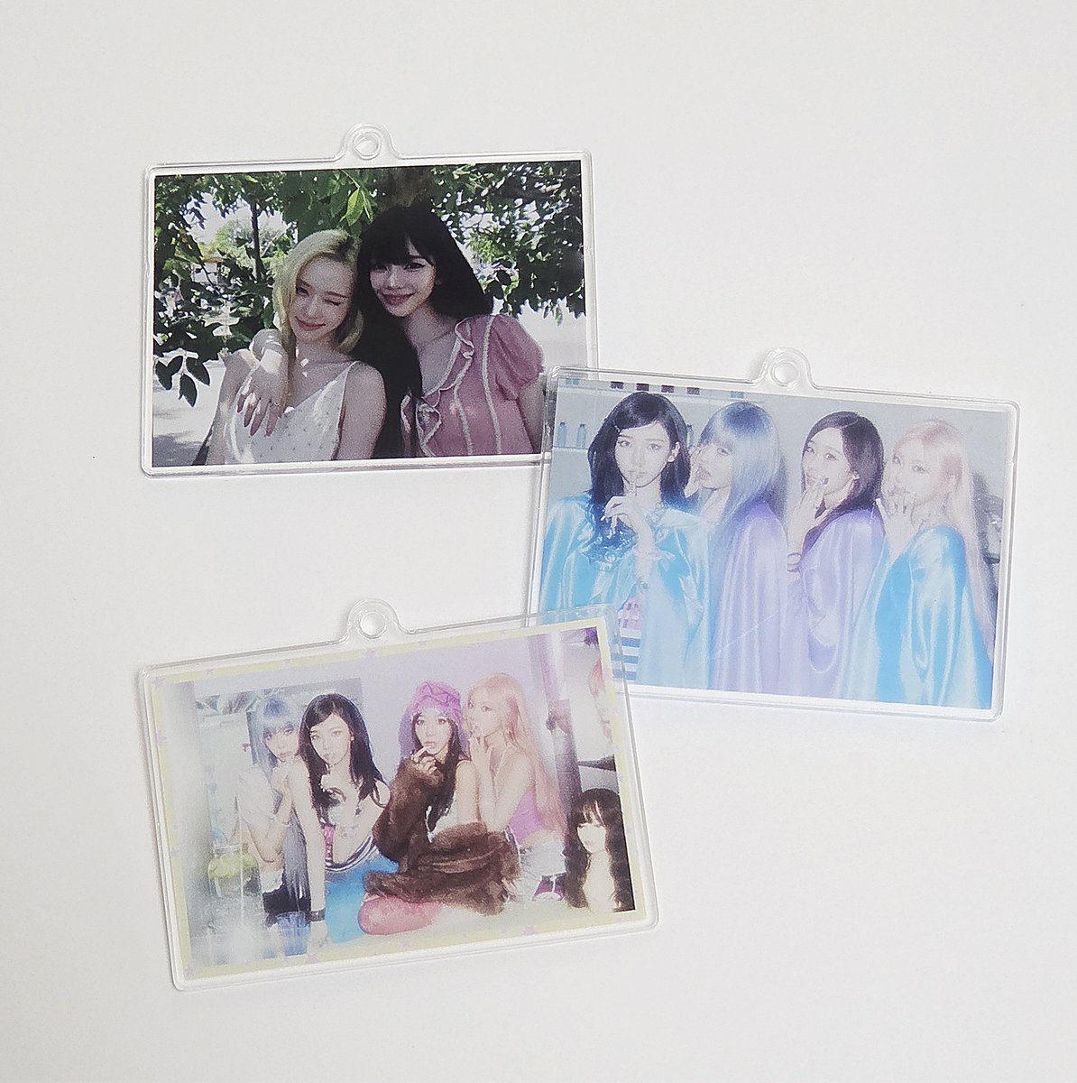 whrwpql14's tweet photo. #에스파 #aespa
2026-27 aespa LIVE TOUR - SYNK : COMPLæXITY 나눔

❤️8/7~8/8 나눔
❤️시간,장소 당일 또는 전날 타래에 올려요!
❤️수량 45개 (3종류)
❤️인증은 #rt + #follow
❤️키링 랜덤입니다!
❤️맞나눔 타래 봐주세요!
❤️실제론 사진에 보이는것보다 선명해요! 똥폰 죄송... https://t.co/nG9qdRuCfP