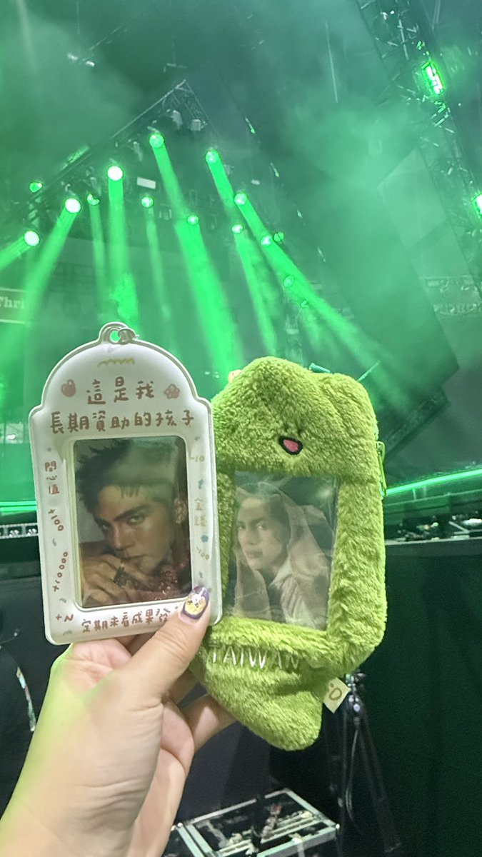 lilyenliu's tweet photo. Getting in the venue and waiting for the concert begins! 
My first OPM Con.
Here I am! @stellajero_ 
From Taiwan with Love!
@SB19Official @Puregold_PH 
#SB19 #Puregold 
#PuregoldOPMConGenerations2026 https://t.co/qKeWtXgJ2v