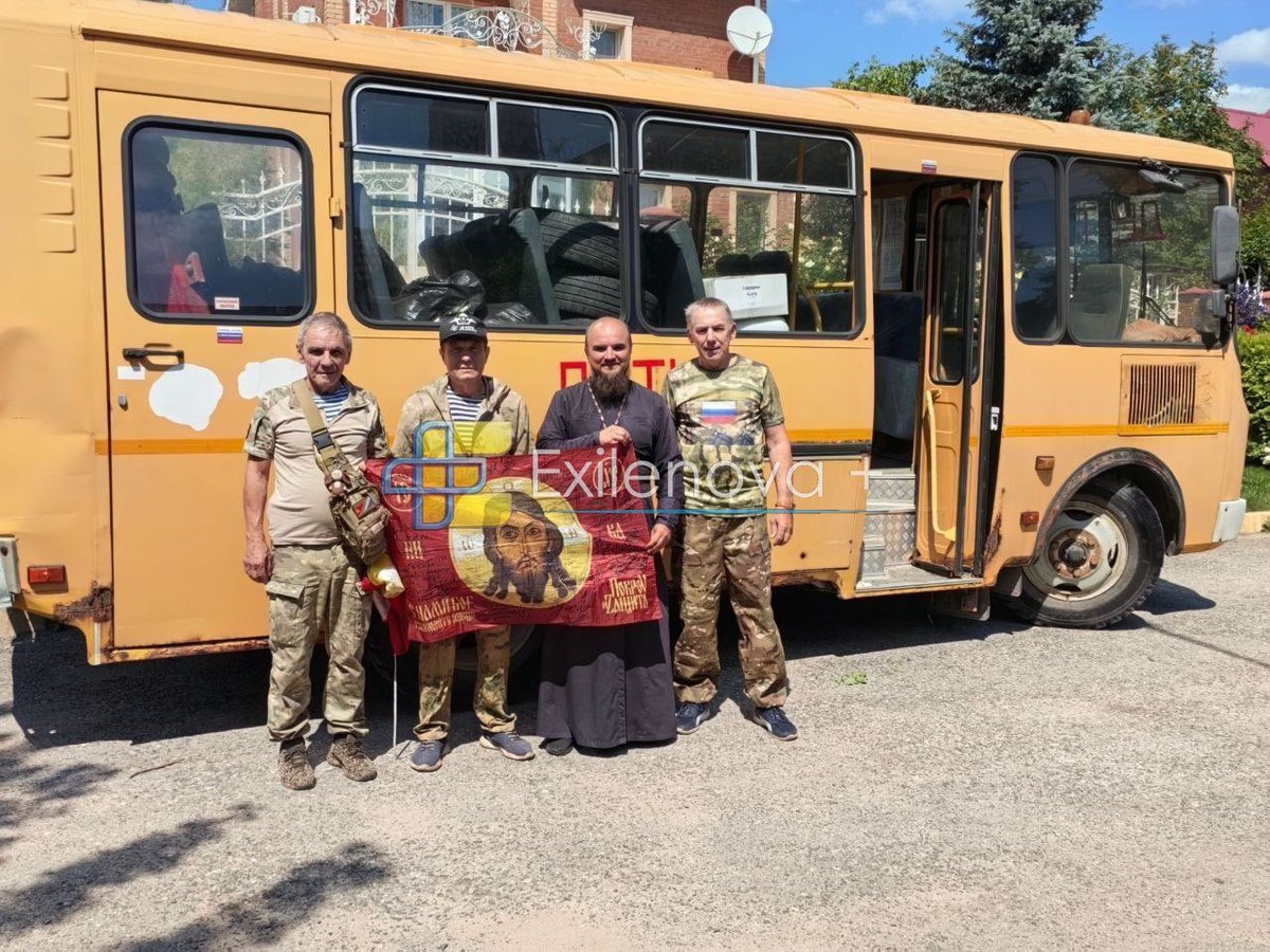 Exilenova_plus's tweet photo. Attention to all UAV units.

Russian forces are using civilian school buses for military purposes. This is a fairly common practice. Russian propaganda then exploits strikes on such targets to create misleading narratives and manipulate Western audiences.

We would appreciate your help in spreading this information, especially among international audiences on relevant social media platforms.