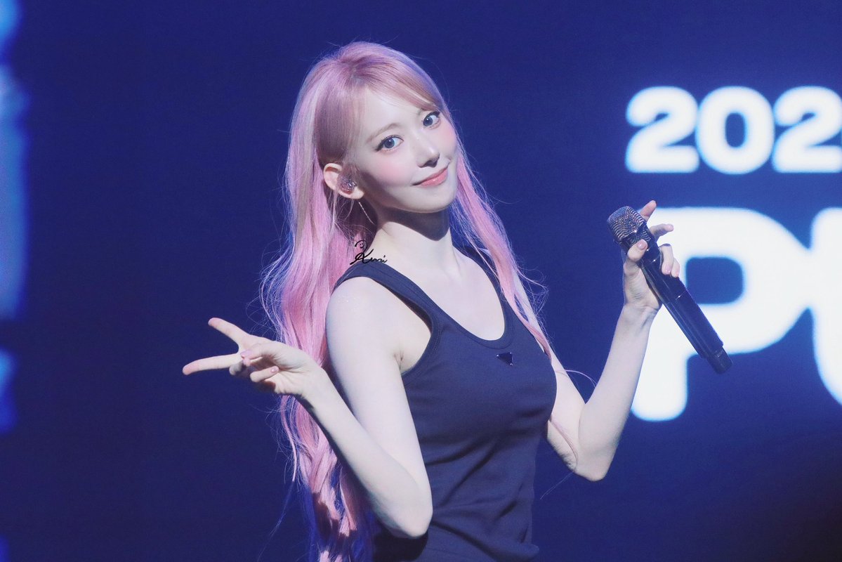 Kuriwonderland's tweet photo. 260711

🎀

#SAKURA #사쿠라 #宮脇咲良 #sakumail 
#LESSERAFIM #르세라핌 #ルセラフィム https://t.co/gTbvnIT29P