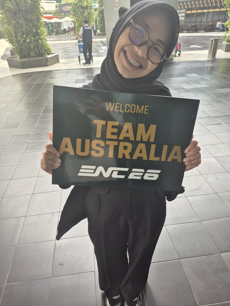 S7YLED's tweet photo. Been like 3 weeks since the ENC qualifiers in Jakarta, tonight the @OCL_Challengers starts. We fell a bit short of the goal but was an unreal time thanks to the people who organised it all and team was super fun and chill ^^ https://t.co/KF0yGQDTNP