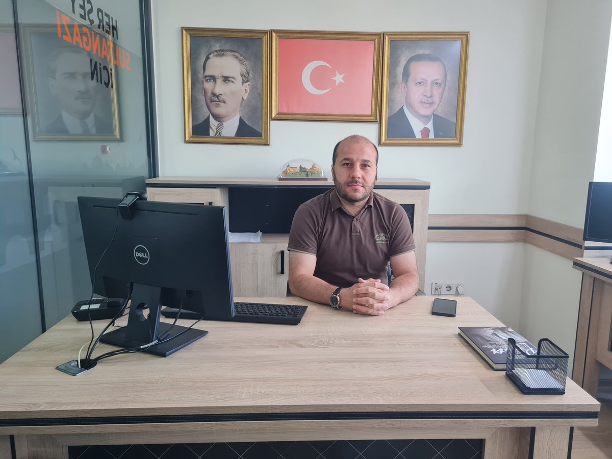 AKSultangazii's tweet photo. Sultangazi için nöbetteyiz.

Bugün İlçe Başkanlığımızda nöbetçimiz İlçe Yönetim Kurulu Üyemiz Cumali Yıldırım 

✍️Soru ve görüşleriniz için kendisini ziyaret edebilir veya ☎️ 0 212 475 10 25 numaradan kendisine ulaşabilirsiniz.

⏰Nöbet saatimiz 
10:00-17:00

@akpartiistanbul https://t.co/oakgZbErt2