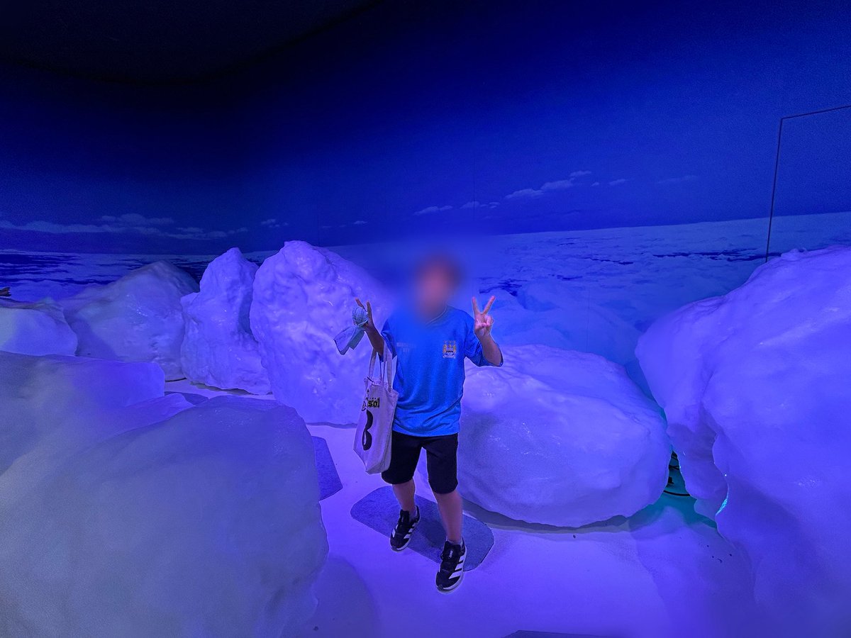 sun_surf01's tweet photo. -15°cを初体験🥶3回おかわりしたけど寒いを通り越して痛い笑
子供らは大喜びなので子連れの方はぜひー！
#柏サポ網走遠征
#オホーツク流氷館 https://t.co/U6wWx7P6Ss