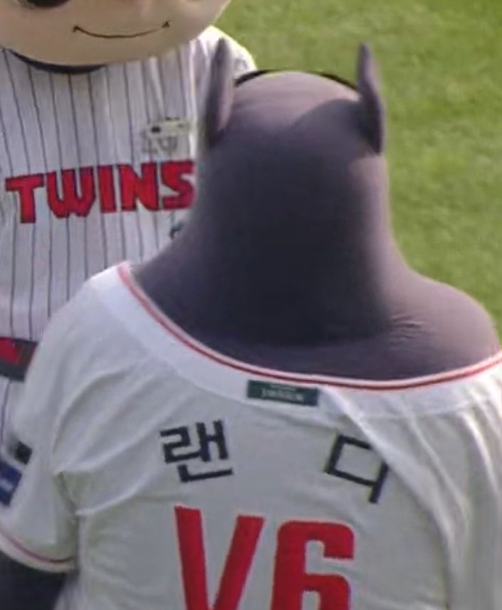 mylanders2's tweet photo. 누구꼬시려고이렇게입음? https://t.co/GdEWIG00Ft