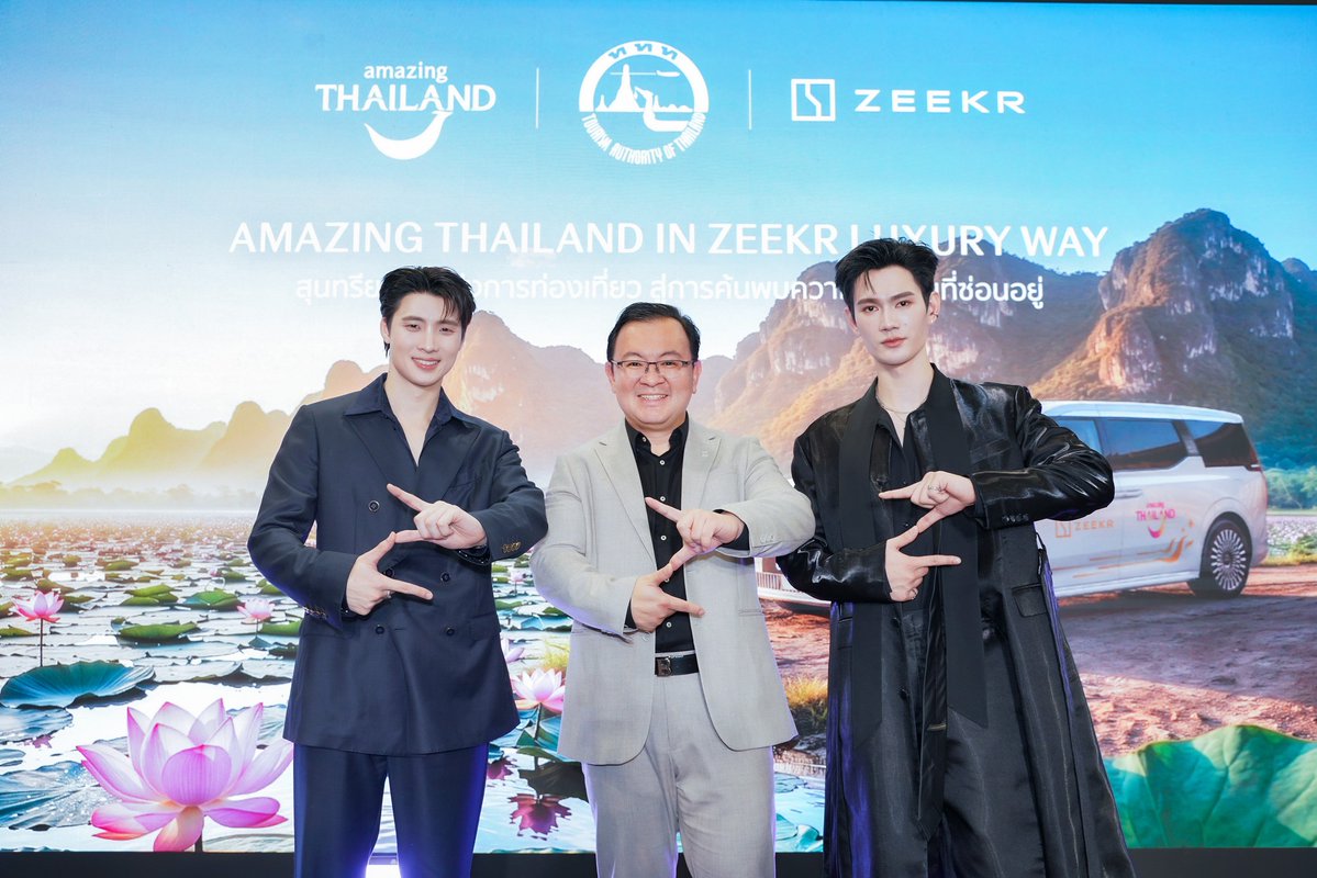 theChroniclesTH's tweet photo. 🚗🌏 ZEEKR จับมือ ททท. ครั้งแรก! 
"Amazing Thailand in ZEEKR Luxury Way"

 4 ภูมิภาค Hidden Destination 7 เดือน 🌟
"ทุกการเดินทางควรพิเศษไม่แพ้จุดหมาย"
@ZEEKRTHA @ThailandTourism 
อ่านต่อ https://t.co/WiBVevZo3e

#ZEEKRThailand #AmazingThailand #theChroniclesThailand https://t.co/ZwXdzd6jmX