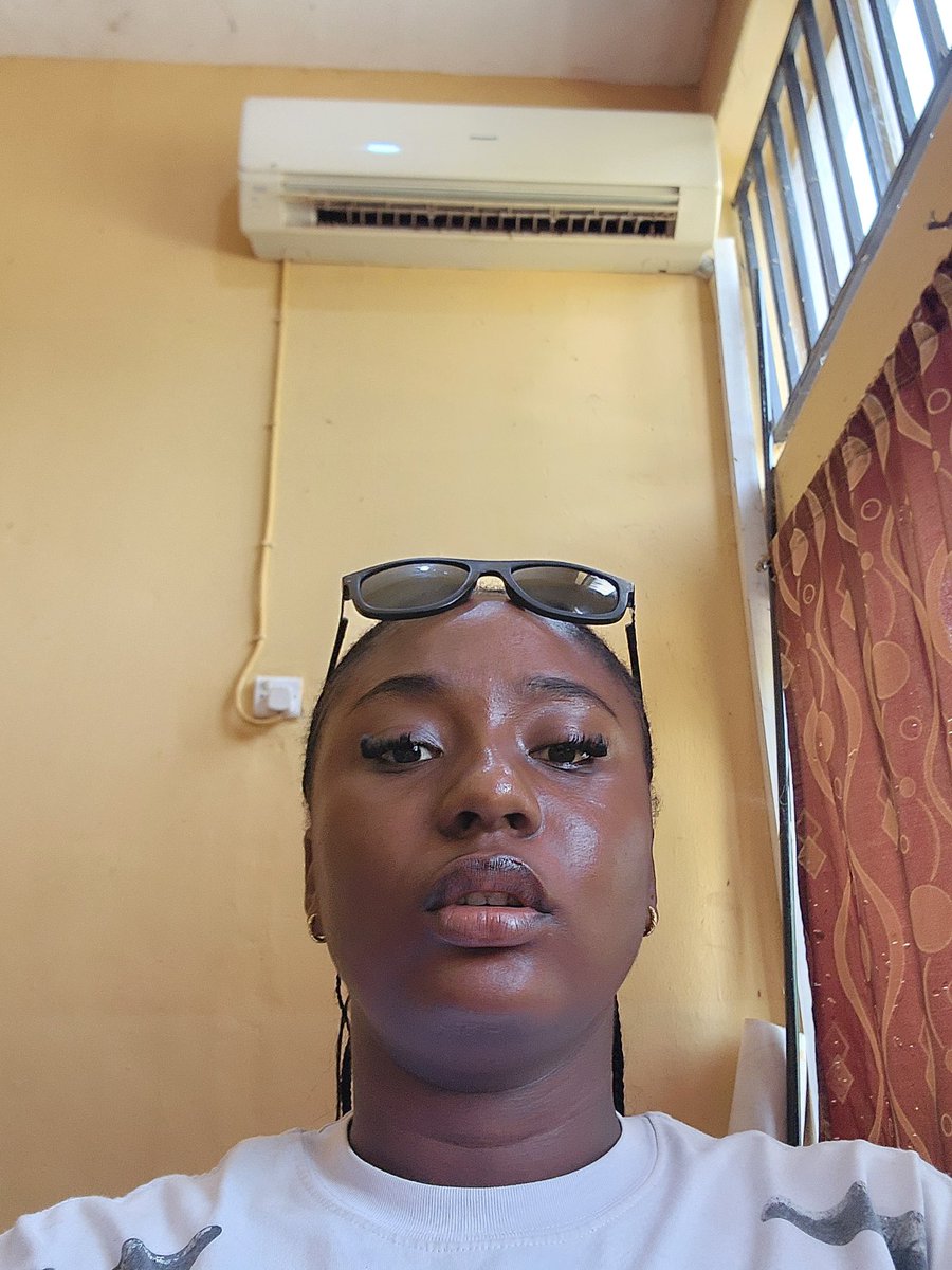 kadibella9's tweet photo. I just realized I might actually have the strongest face card in Nigeria 🥺 https://t.co/pl9pN2vBdj