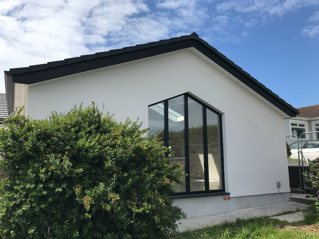 DamienJamesIOM's tweet photo. Construction works continuing in the transformation of a residential property in Port Erin
#PortErin #IsleofMan #renovationproject #homeimprovement #Remodeling #MVHR #CIAT #architecture #DamienJamesDesign https://t.co/zeaCMBnJQV