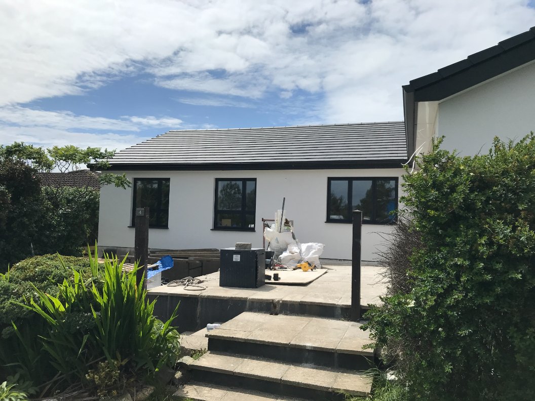 DamienJamesIOM's tweet photo. Construction works continuing in the transformation of a residential property in Port Erin
#PortErin #IsleofMan #renovationproject #homeimprovement #Remodeling #MVHR #CIAT #architecture #DamienJamesDesign https://t.co/zeaCMBnJQV