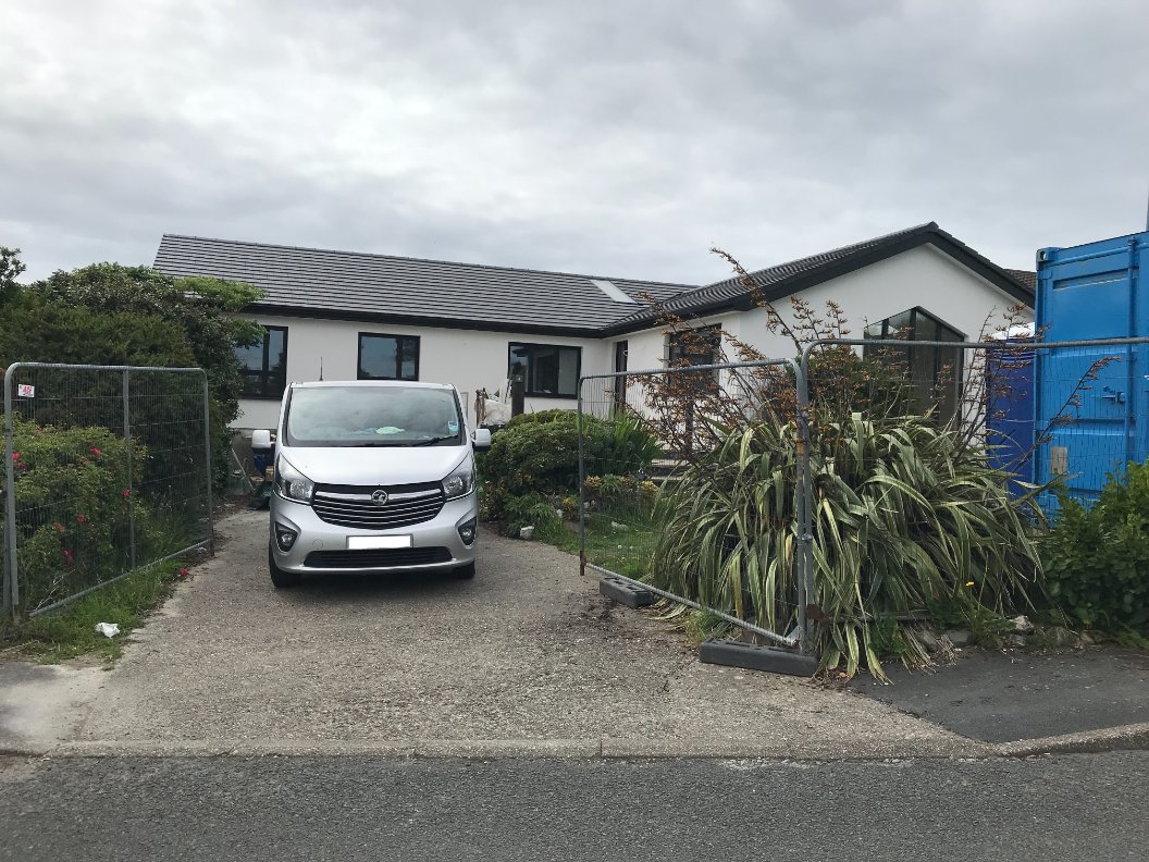 DamienJamesIOM's tweet photo. Construction works continuing in the transformation of a residential property in Port Erin
#PortErin #IsleofMan #renovationproject #homeimprovement #Remodeling #MVHR #CIAT #architecture #DamienJamesDesign https://t.co/zeaCMBnJQV
