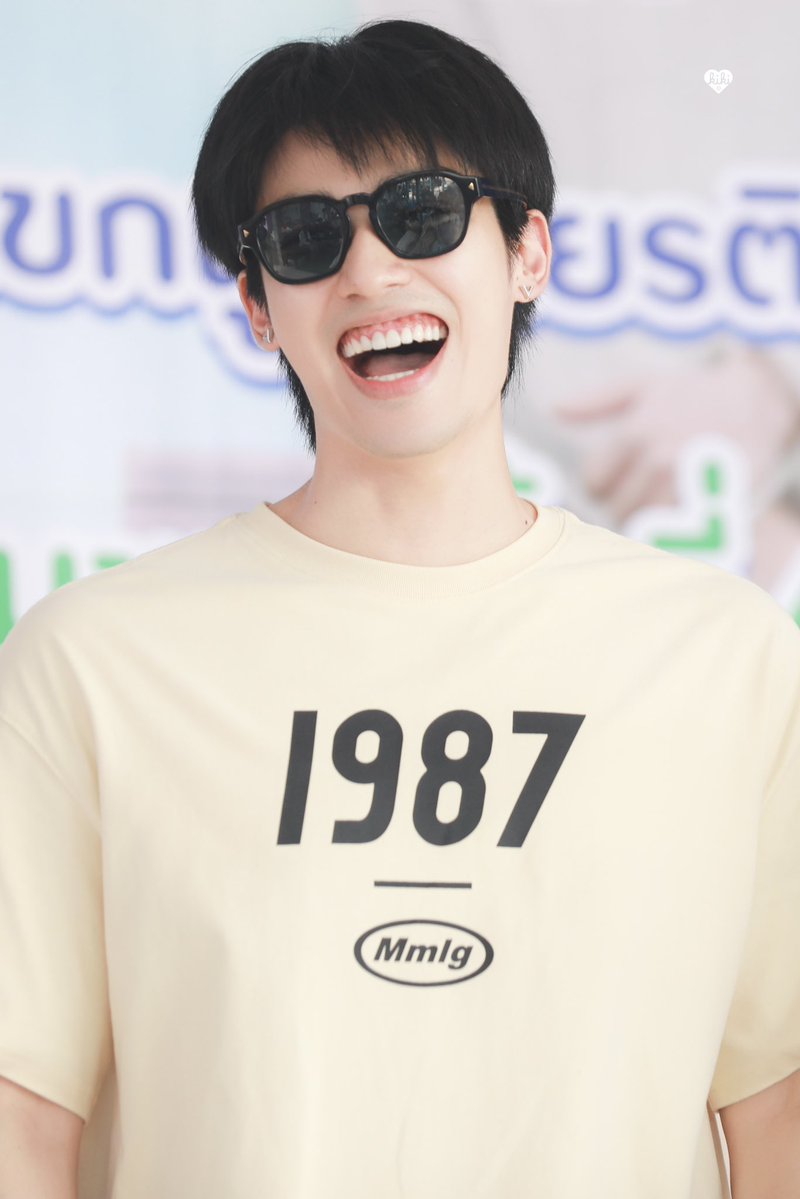 CALLMEBYKIKI's tweet photo. สดใสสุด ๆ ไปเลยค้าบ 

#มอบความสุขแก่ชุมชน69
#มอบความสุขแก่ชุมชน 
#poompps https://t.co/Jayc5XIcDa