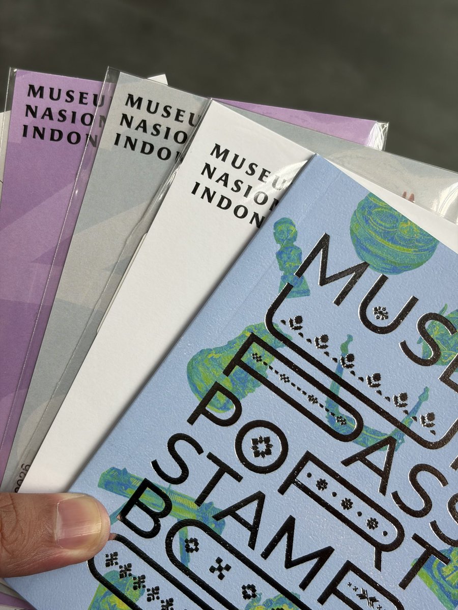 eskocok12's tweet photo. Museum Nasional Tour (lagi) 
Hari ini banyak ilmu pengetahuan yang masuk ke otak mungil ini 🫶

Dan yap finally museum stamps hunters wkwkwkwkw 

Next ke museum mana lagii?! https://t.co/ctBlUNtxAV