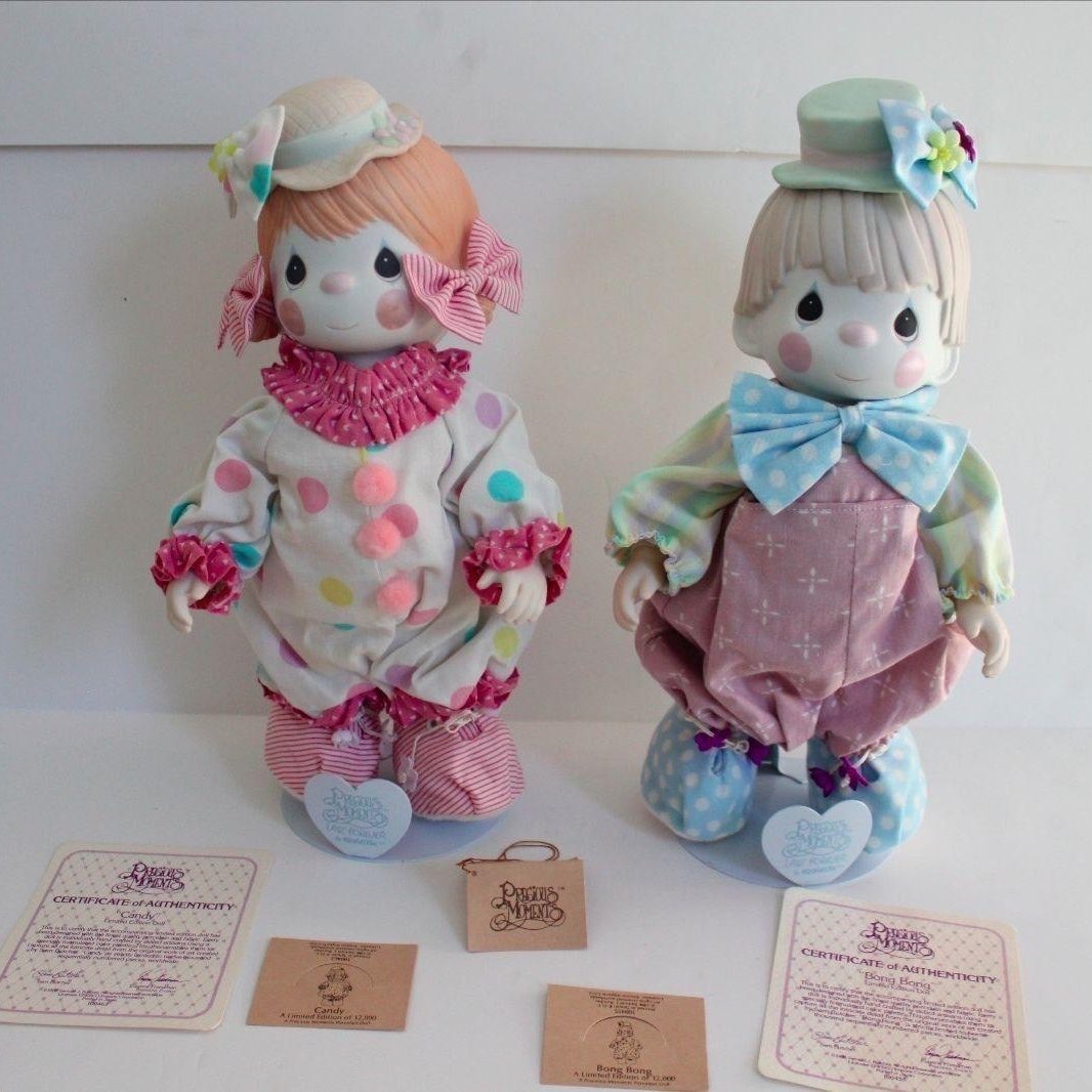 cupcakebambii's tweet photo. 1986 Precious Moments Candy and Bong Bong clown dolls ˖ ݁♬ #need https://t.co/ifutAygj3i