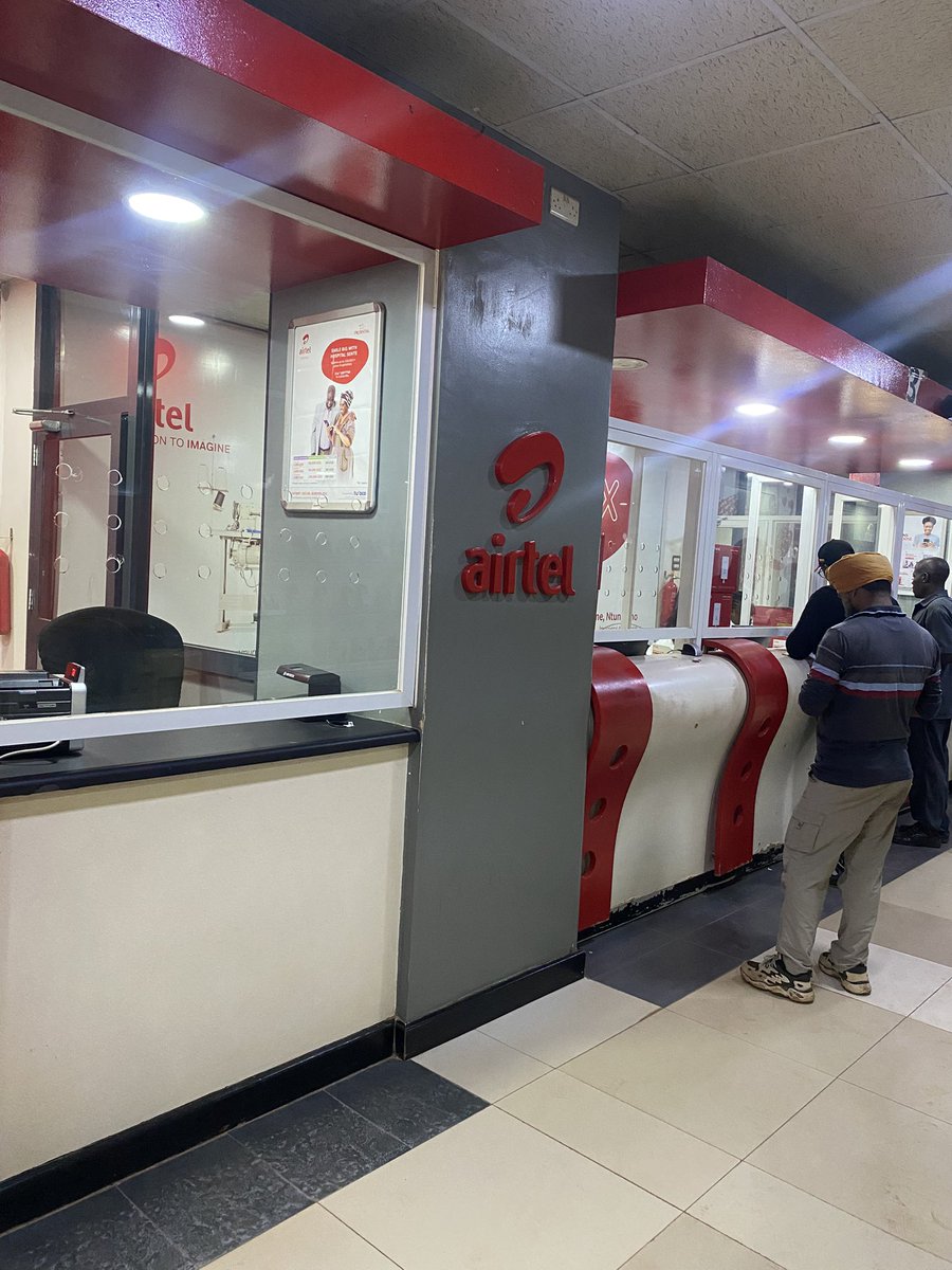 MaleAdvocate28's tweet photo. I have reached the @Airtel_Ug service center, hopefully I get an explanation for why my money was deducted and I hope they refund my money.

I really what my money, we hustle so hard for every coin 🙏 https://t.co/GbMcRjrkyV