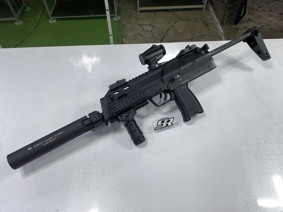 SquareRange's tweet photo. VFC MP7 V2 サイレンサー
New Wave MP7(小米7) / WE SMG8 GBBに装着できます👏

#SquareRange #シューティングレンジ #GBB #ガスブロ #Airsoft #MP7 https://t.co/m2NWhw99tB