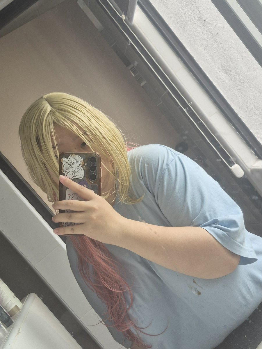 fei_licia's tweet photo. Send the day styling up a wig

I gave up fr fr, until now i still dont get how bangs work 🥲 https://t.co/83lTlbG6dP