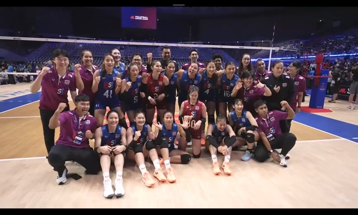 KanNaja62759035's tweet photo. สุดยอด ยอดเยี่ยม เก่งที่สุด ไทยแลนด์ชนะยานแม่ บราซิล 3:0 เก็บ 3 คะแนนสำคัญได้ 👍💪🥰
#วอลเลย์บอลหญิง
#VNL2016 https://t.co/PzeoxSUgGU
