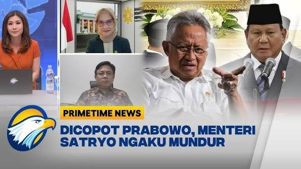 txtklsmenengah's tweet photo. Kisruh dugaan MUTASI pegawai kementerian PU terkait bocornya surat dinas Menteri PU, Dody Hanggodo, yang mengajak Anak & Istrinya dinas ke New York semakin ramai.

Dulu (2025), pernah ada kisruh demo pegawai Kemendikti yang berujung pada pencopotan Menteri Dikti saat itu, Satryo Brodjonegoro:

- Awal Mula Konflik (Meja Kerja): Menteri Satryo pernah melakukan mutasi/rotasi pegawai besar-besaran. Timbul dugaan perlakuan tidak adil. Selain itu, perselisihan jg bermula ketika pegawai rumah tangga kementerian, Neni Herlina, salah meletakkan meja di ruang kerja Menteri Satryo. Penempatan itu dipermasalahkan oleh istri menteri. Neni kemudian dimarahi dan dipecat secara lisan oleh sang Menteri.

- Sempat muncul pula rumor mengenai kekerasan verbal dan fisik (seperti isu "main tampar"), namun Satryo dengan tegas membantah isu kekerasan fisik tersebut.

- Demo Senin Hitam (Januari 2025): Sebanyak ratusan ASN Kemendikti menggelar aksi protes berbaju hitam. Mereka merasa diperlakukan tidak adil, menuntut kejelasan rekan mereka yang dipecat, dan menolak arogansi pimpinan.
Bentangkan spanduk protes ("Bukan pegawai pribadi menteri", "Selamatkan kami dari menteri pemarah, suka tampar & pecat", dll.)

- Setelah serangkaian polemik dan demo, Presiden Prabowo akhirnya mencopot Satryo Brodjonegoro dari kursi Mendikti pada reshuffle kabinet (18–19 Februari 2025). 
*Satryo mengelak dicopot, menyebut dirinya mengundurkan diri.

Akankah Fenomena serupa terjadi di Kementerian PU ??