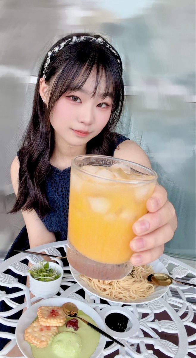 lua____g's tweet photo. お家にあるものだけで、ちょっと幸せなお昼ごはん〜🍝
…買い物行くの面倒だった結果ですwww

💖おしゃれだと思ったらいいねしてね🫶
#コンカフェ嬢 #自撮り界隈 https://t.co/F6J90KdFbM