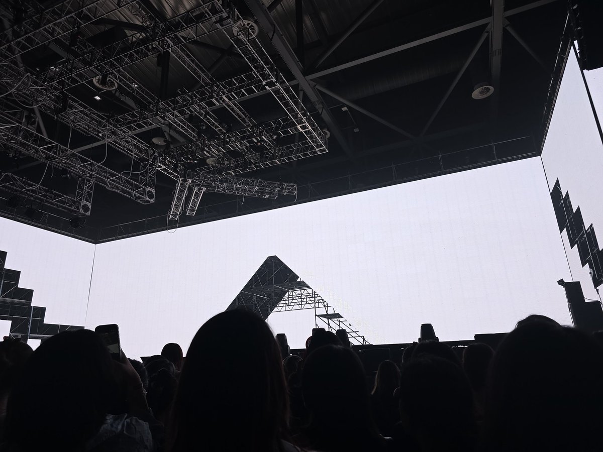 헤이!체리🍒🦝🐰(V8️⃣ 첫콘F2) tweet media