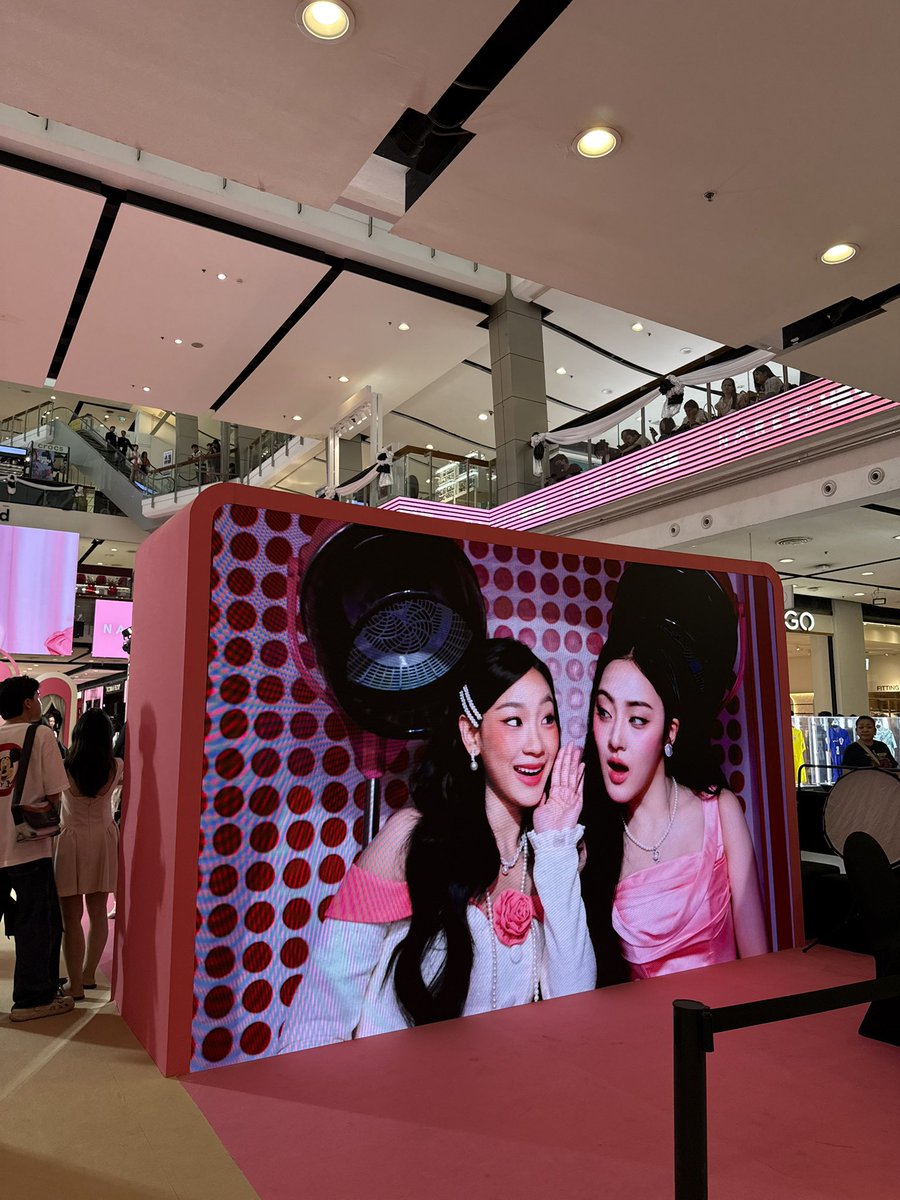 ZetFANY's tweet photo. พั้นฝ้ายอยากเจอหม่าม๊าไม๊ 🥹 https://t.co/p7r8tYvNDn