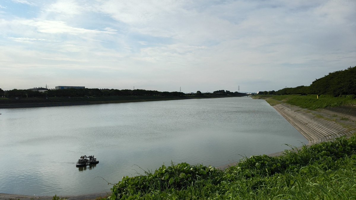 ume_1964's tweet photo. 南側の水門で権現堂川は終了
この先に進むか、南栗橋に戻るか少し迷う。 https://t.co/NbjEFoPtYV