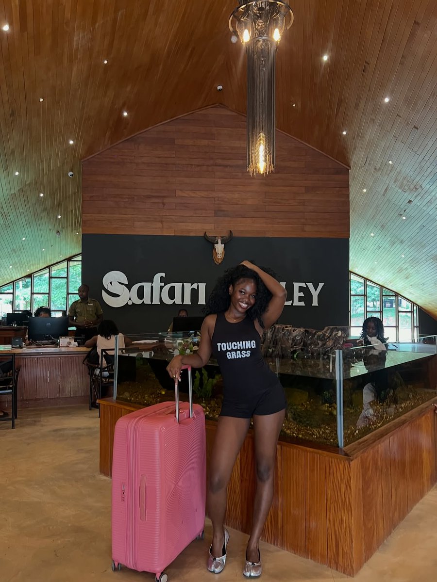 swimsbydidi's tweet photo. THE BOMBSHELLS ARE OFFICIALLY IN THE VILLA✨🥳 https://t.co/ABtjFZeDNz