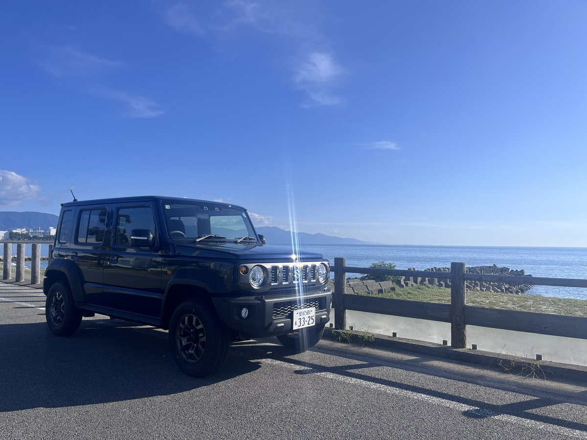 simacub_ct110's tweet photo. ジムニーを点検に出したらクラッチとホイルシリンダからフルード漏れ発覚。からの代車がノマド。
点検って大事。 https://t.co/yfaAEPGdMc