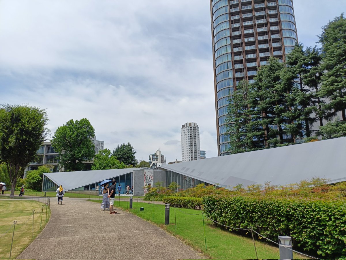 lupinkun1's tweet photo. 今日は21_21DESIGNでガウディ、アーティゾン美術館でソットサス。そのあとカフェ。
Warlanderが無いので優雅な日々を送っています。 https://t.co/ZAkND4rJAc
