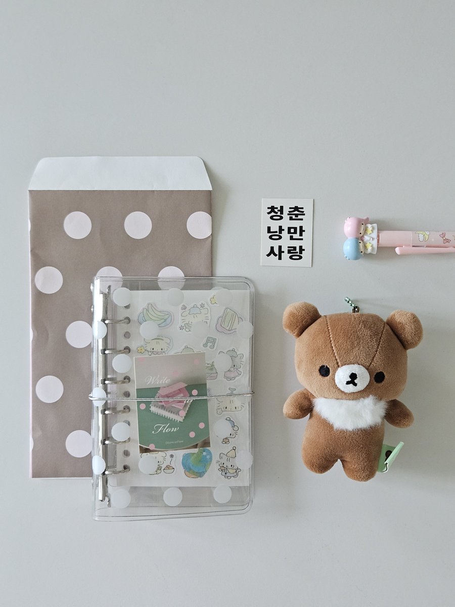 marigold_91_'s tweet photo. 요즘 푹 빠진 도트 
○ ● ○ ● ○ ● https://t.co/UwFOCdAl5D