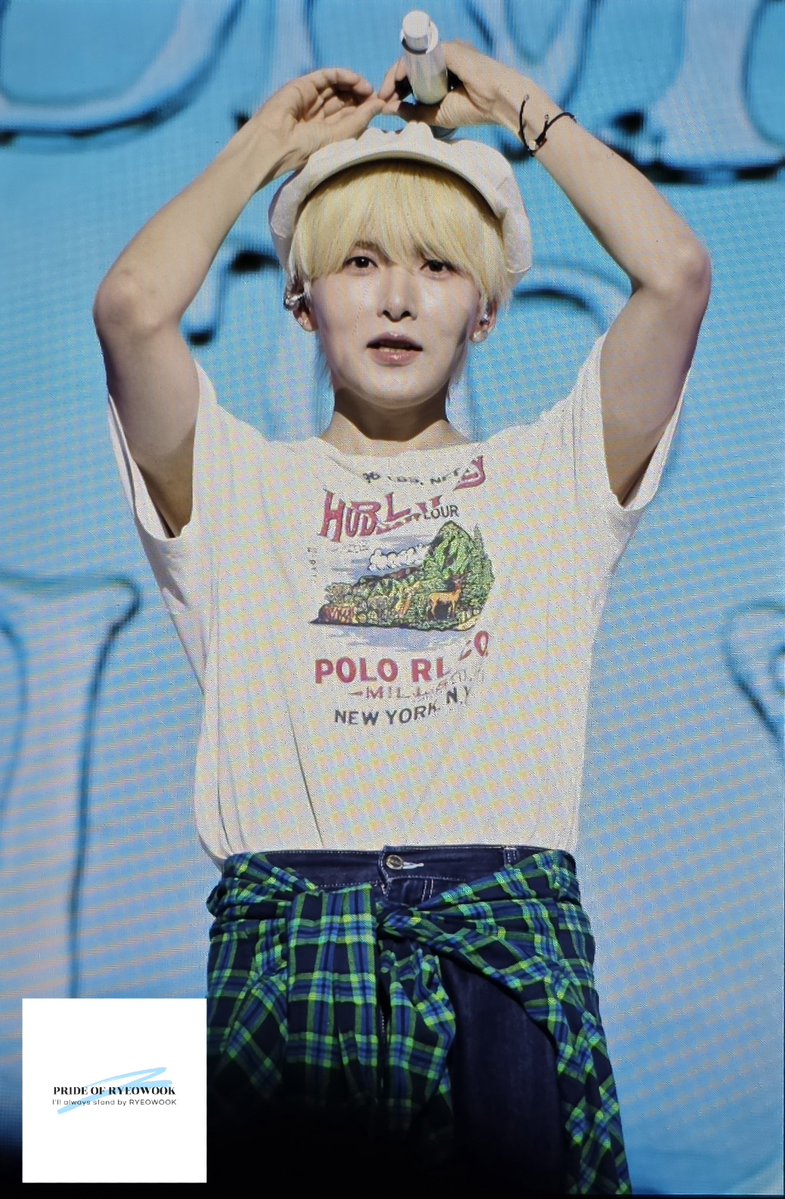 Pride_RYEOWOOK's tweet photo. 20260711 DIVE TO BLUE DAY2

사운드체크때부터 이렇게 아름다우시면 예.... 너무 감사합니다😍

#려욱 #RYEOWOOK
#リョウク #厉旭
#슈퍼주니어 #SUPERJUNIOR https://t.co/2I9vR4hWFr