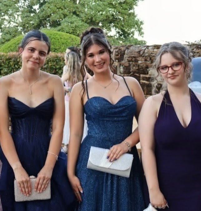 Notts_sxn's tweet photo. Another prom last night. Amazing fun but tired today. One more to go next week #toooldforthis https://t.co/isdP941XgP